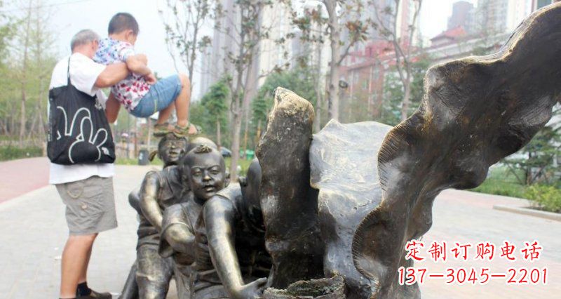 廊坊拔萝卜的儿童小区景观铜雕