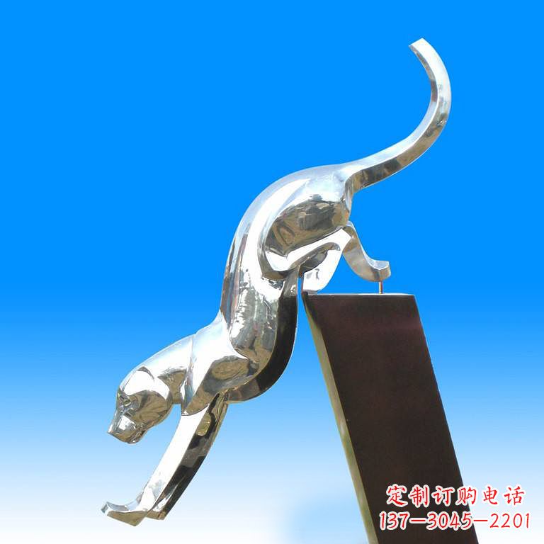 廊坊玻璃钢豹子雕塑