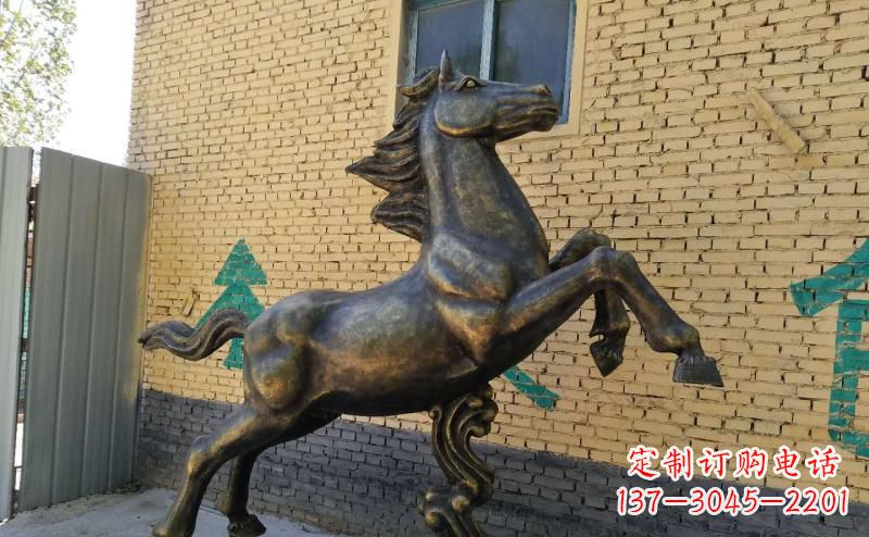 廊坊马雕塑玻璃钢仿铜创作的艺术