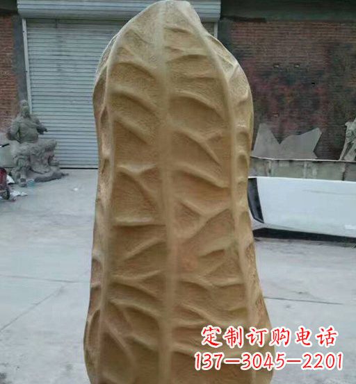 廊坊玻璃钢精美花生雕塑