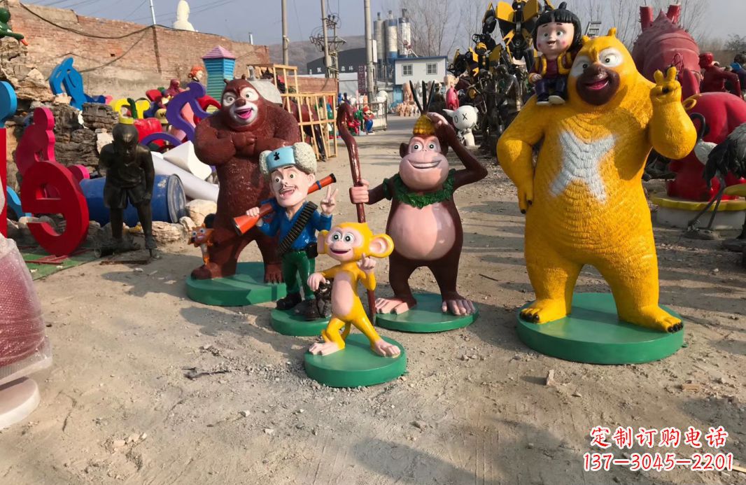 廊坊玻璃钢仿真熊二雕塑一种可爱的艺术品