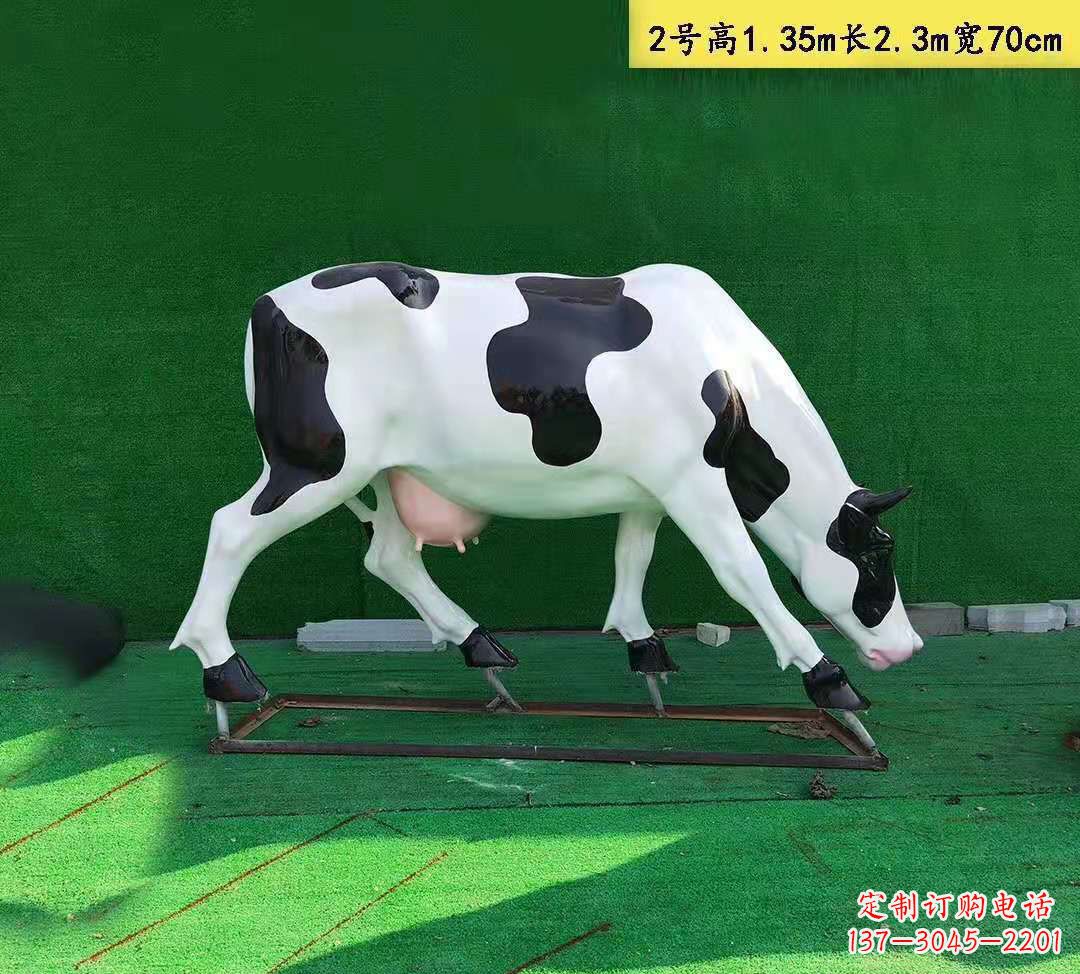 廊坊玻璃钢花牛雕塑园林农场动物雕塑