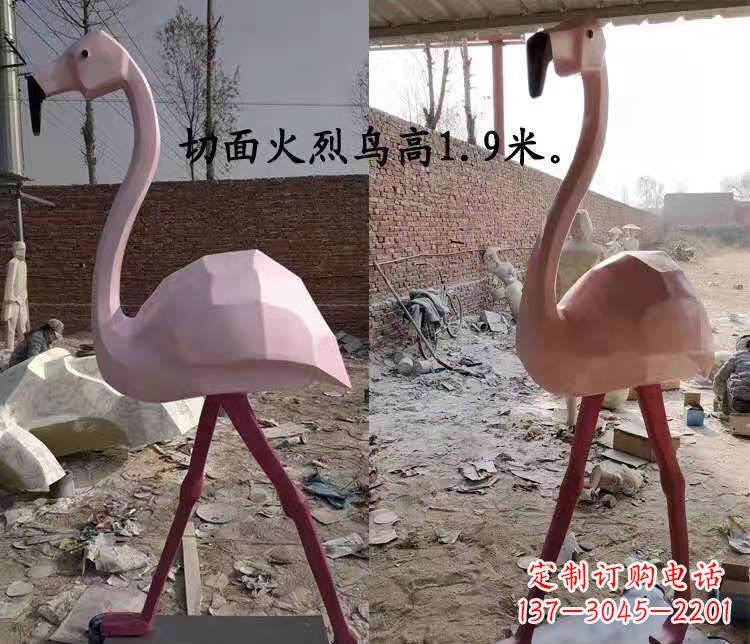 廊坊玻璃钢仙鹤雕塑——灵动的艺术美学