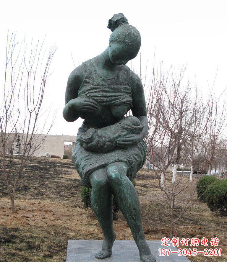 廊坊哺乳的女人公园人物铜雕