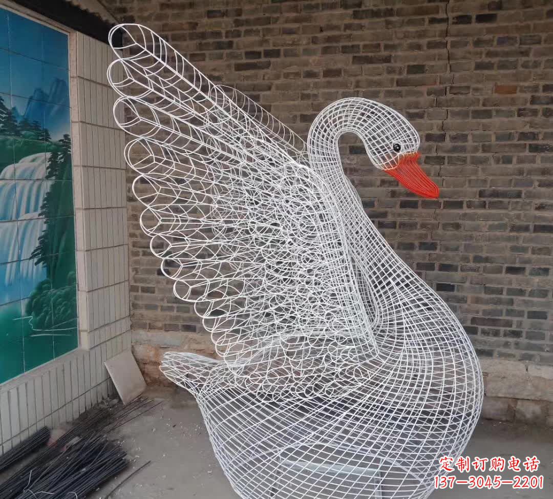 廊坊不锈钢制天鹅雕塑象征着和谐与美好