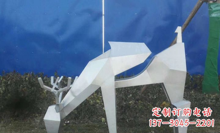 廊坊梅花鹿不锈钢不规则雕塑的传奇
