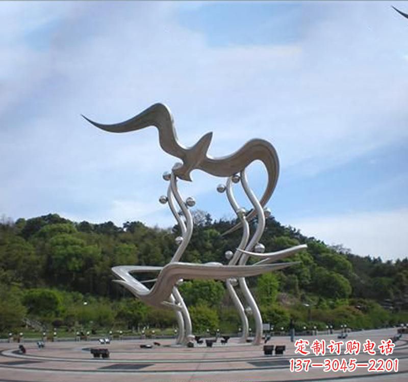 廊坊大雁展翅飞越城市圆环