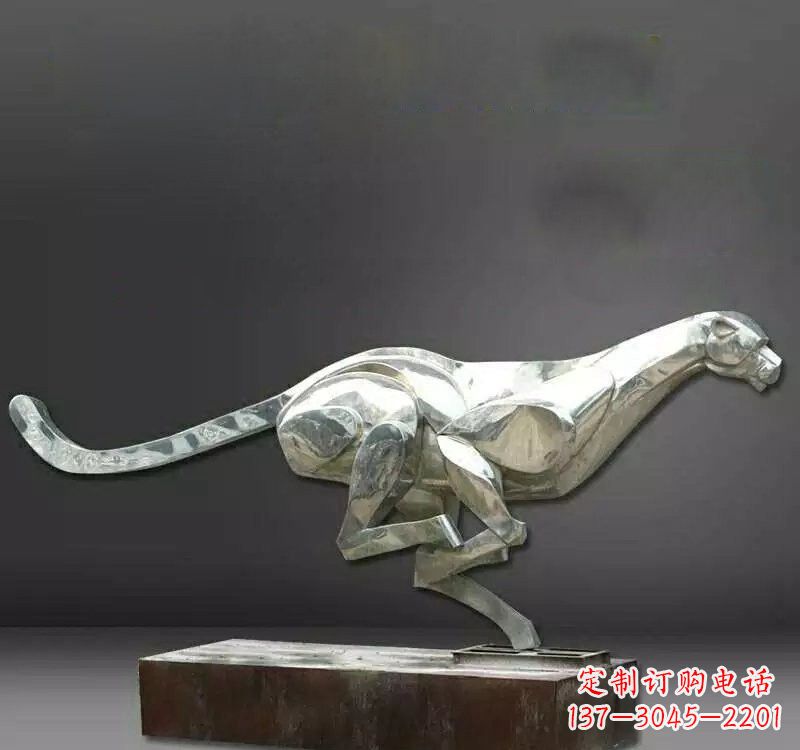 廊坊不锈钢豹子雕塑一种精美的雕塑艺术