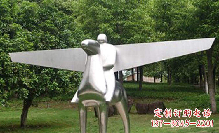 廊坊不锈钢马雕塑完美集结动感与现代美学