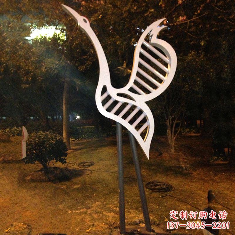 廊坊仙鹤雕塑精美的不锈钢制作