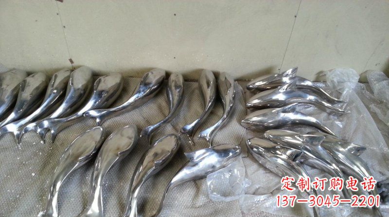廊坊精美的不锈钢动物雕塑