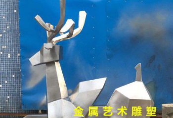廊坊不锈钢别墅几何鹿雕塑——别出心裁的艺术灵感