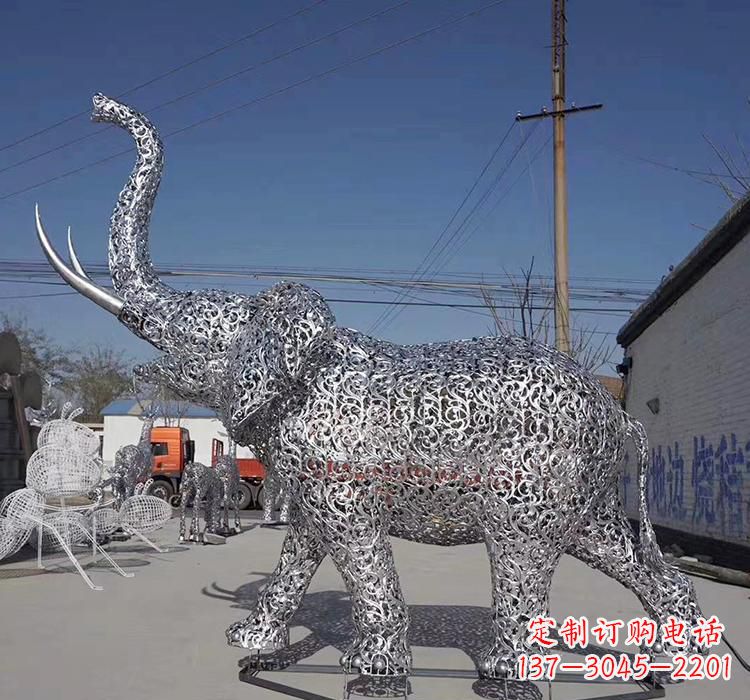 廊坊不锈钢大象雕塑象征力量与美丽