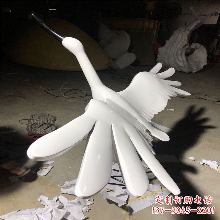 廊坊精致的不锈钢丹顶鹤雕塑