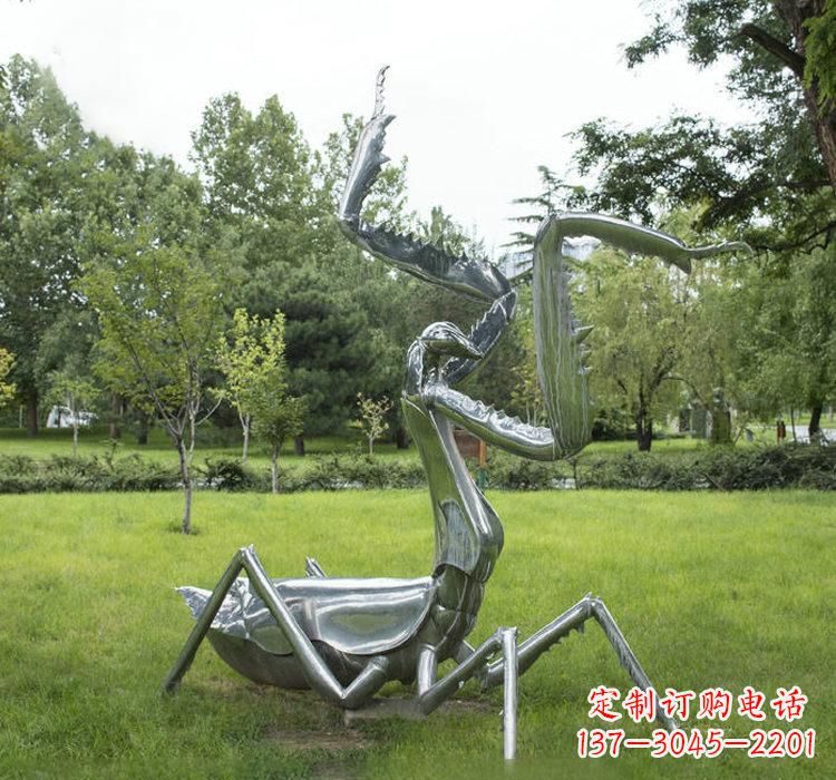 廊坊不锈钢动物螳螂雕塑