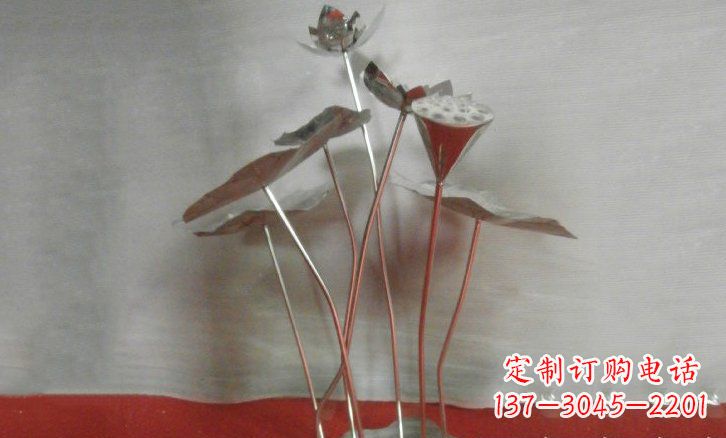 廊坊不锈钢锻造的荷叶雕塑