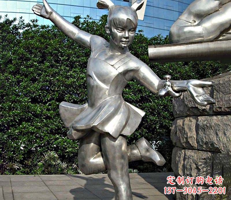 廊坊不锈钢儿童踢毽子雕塑传承传统文化