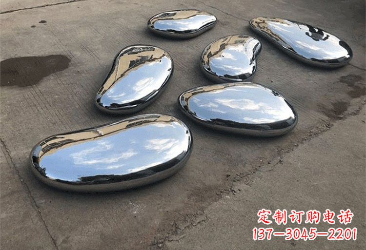 廊坊不锈钢公园镜面水滴雕塑