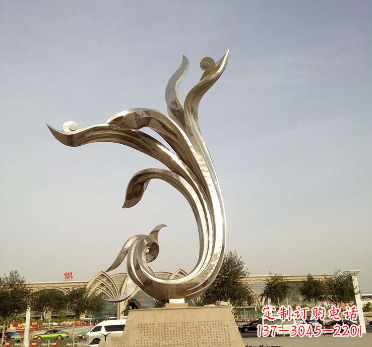 廊坊凤凰雕塑,让不锈钢广场更加精彩