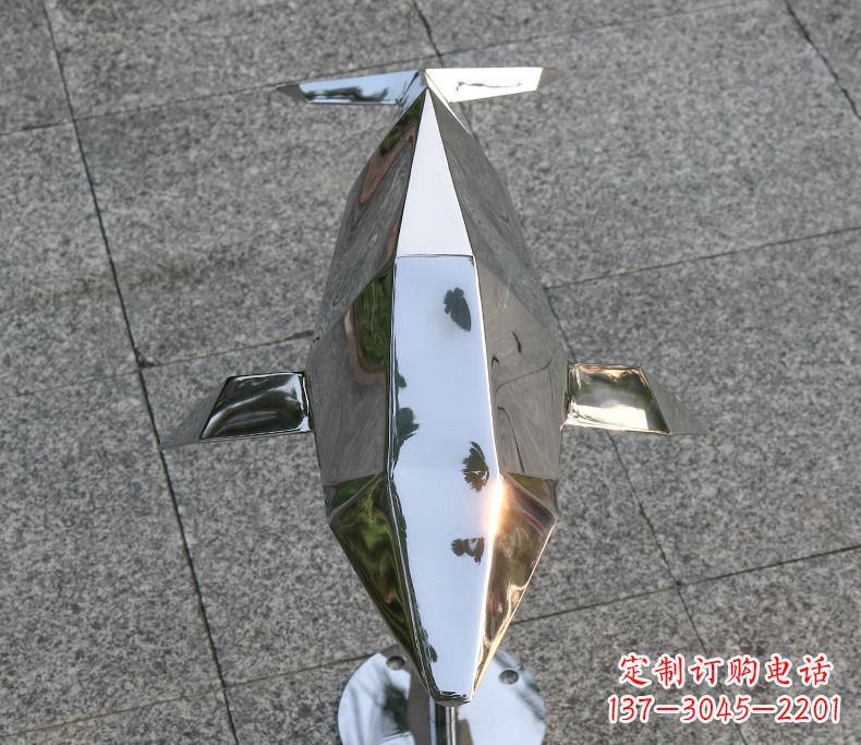 廊坊海豚雕塑令不锈钢广场更加灿烂