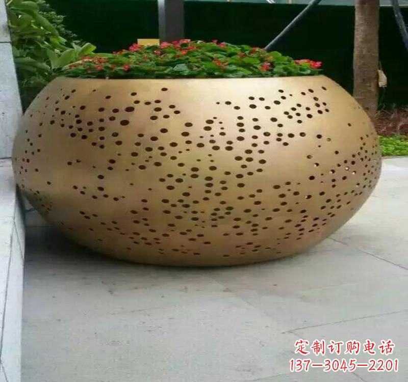 廊坊不锈钢户外花盆雕塑美观耐用的室外装饰