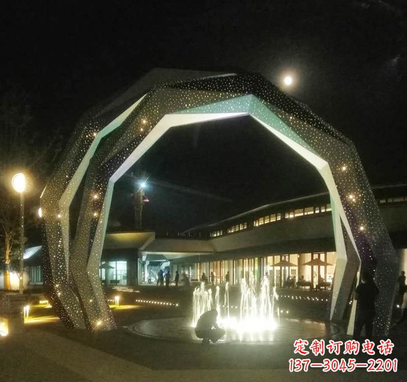 廊坊不锈钢户外拱门雕塑精美线条点缀美景