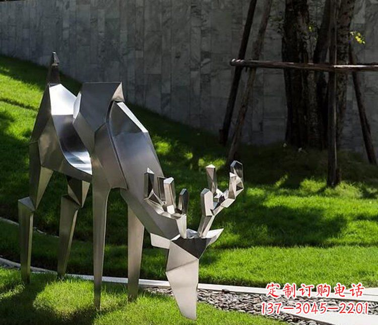廊坊不锈钢几何动物雕塑——点缀鹿公园美景