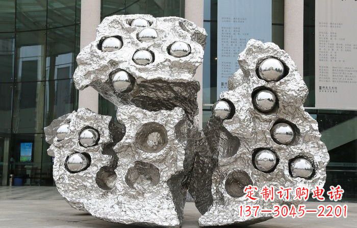 廊坊不锈钢莲蓬雕塑——传承古老文化的艺术瑰宝
