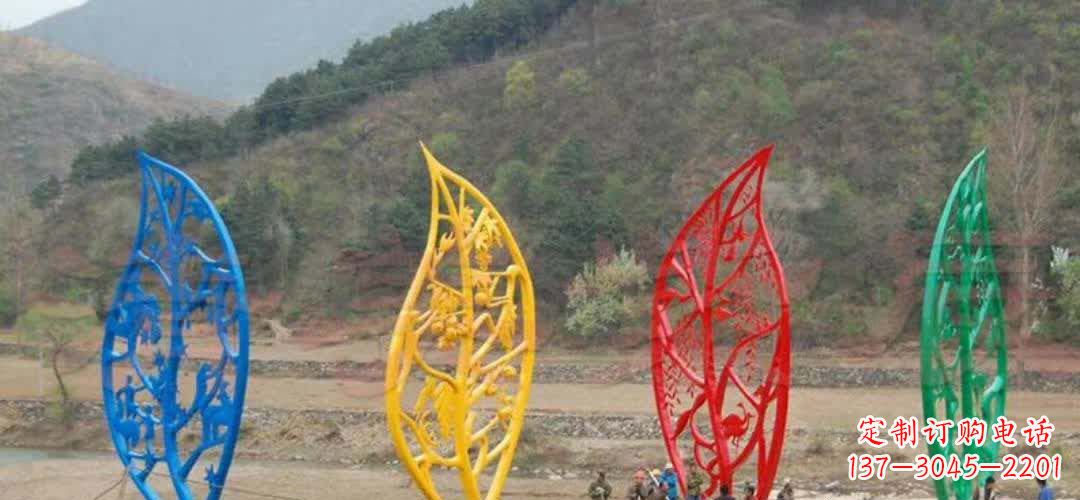 廊坊不锈钢景区镂空树叶雕塑——美妙的自然之美