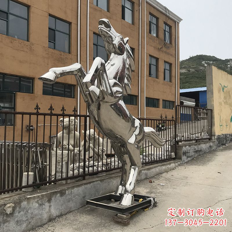 廊坊不锈钢马雕塑精美绝伦