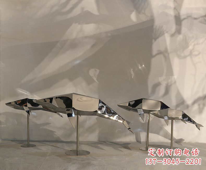 廊坊不锈钢海豚雕塑——精致的艺术形式
