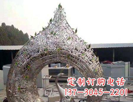 廊坊不锈钢镂空孔雀雕塑精美的艺术之作