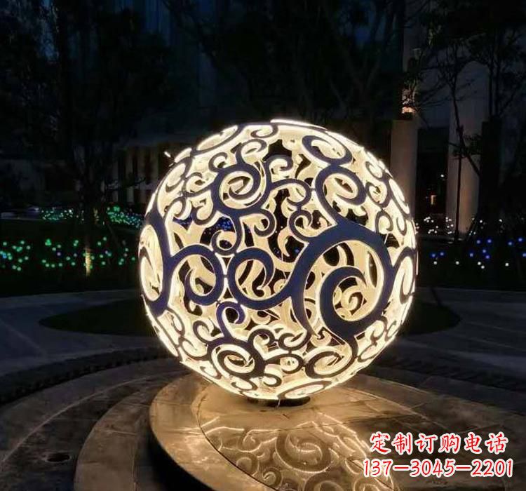 廊坊不锈钢镂空球喷泉雕塑艺术性的水景装饰