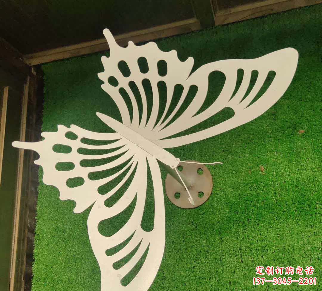 廊坊不锈钢镂空蝴蝶雕塑灵动翩跹