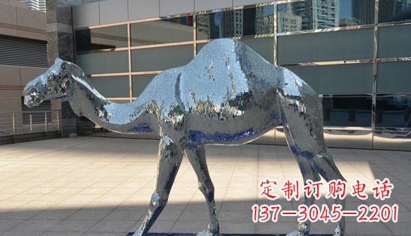 廊坊不锈钢骆驼雕塑一种充满浪漫情怀的艺术品