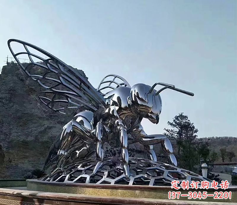 廊坊不锈钢蜜蜂雕塑精美雕塑点缀环境