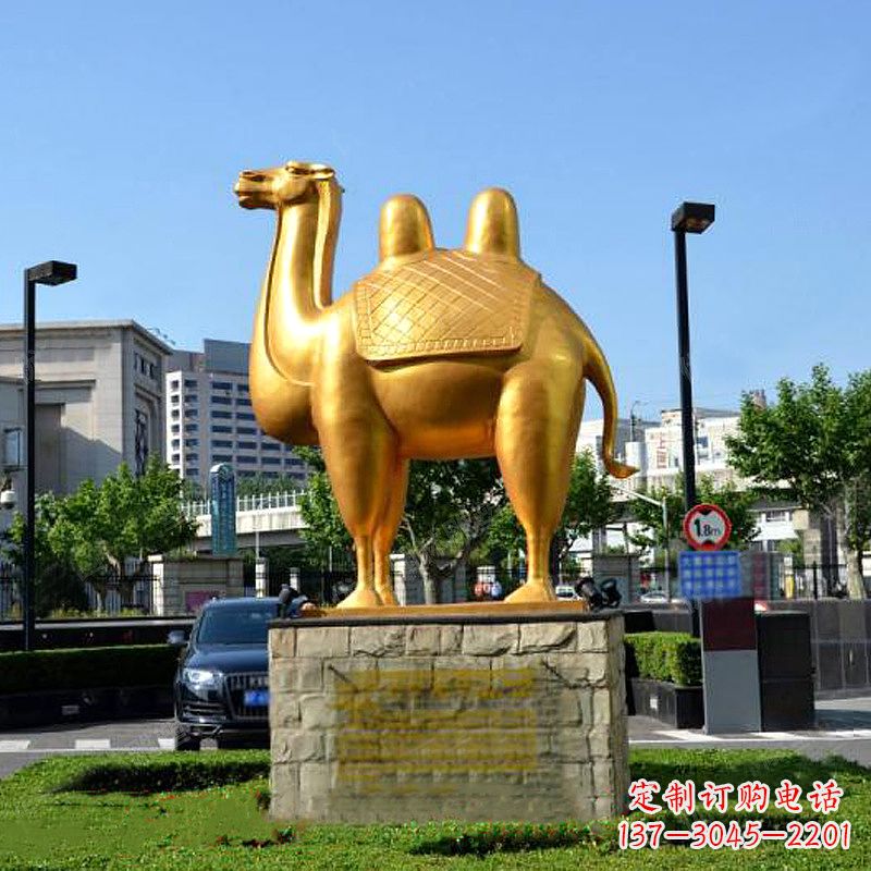廊坊不锈钢骆驼雕塑点缀城市绿化