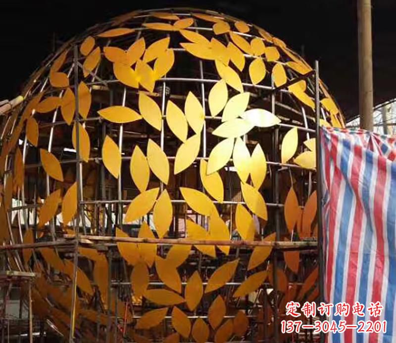 廊坊不锈钢树叶镂空球景观雕塑