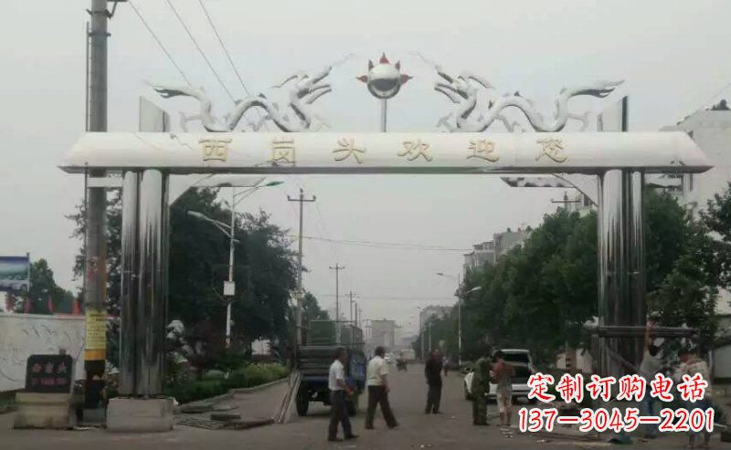 廊坊不锈钢双龙戏珠牌坊传承文化的雕塑之美