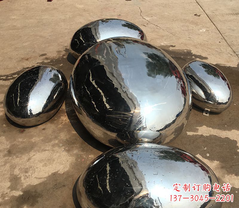 廊坊精致灵动的不锈钢水滴雕塑