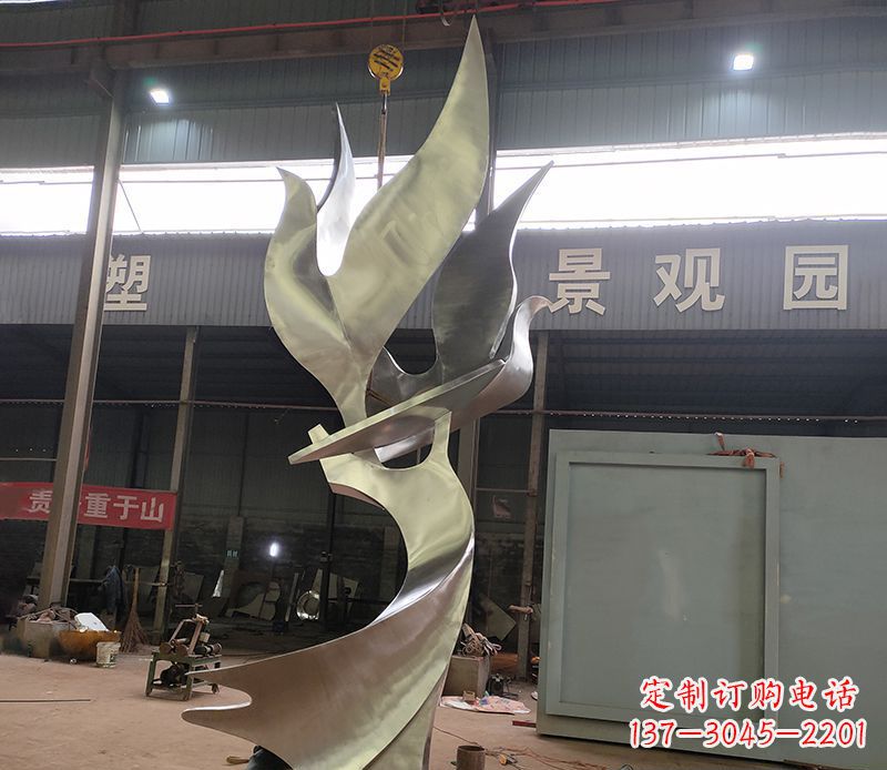 廊坊不锈钢天鹅雕塑传承自然之美