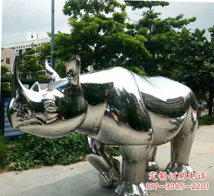 廊坊不锈钢犀牛雕塑传承自然之美