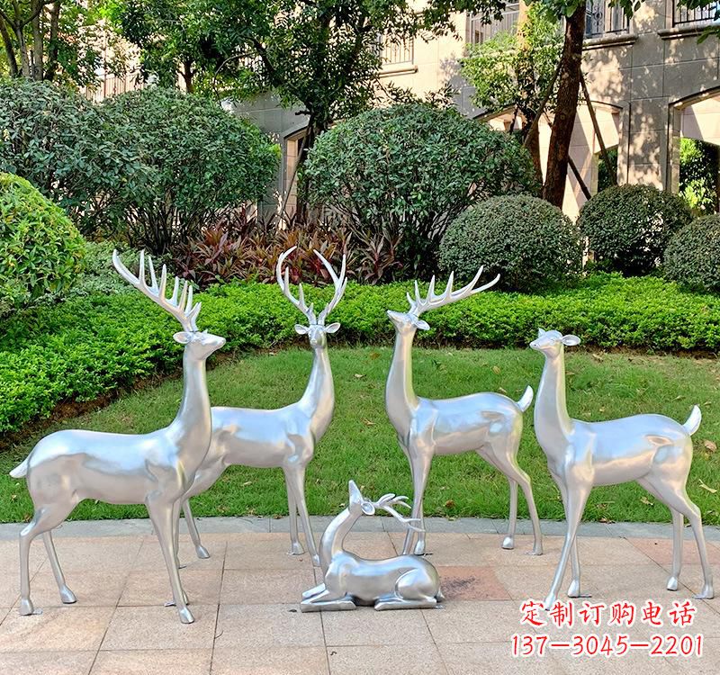 廊坊不锈钢园林小鹿雕塑美丽的艺术点缀