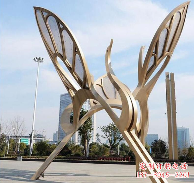 廊坊不锈钢园林仙鹤雕塑传承传统艺术精髓