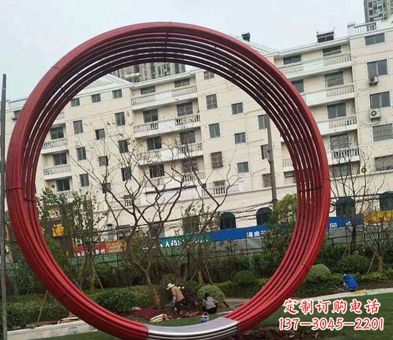 廊坊不锈钢圆环雕塑精致而经久耐用