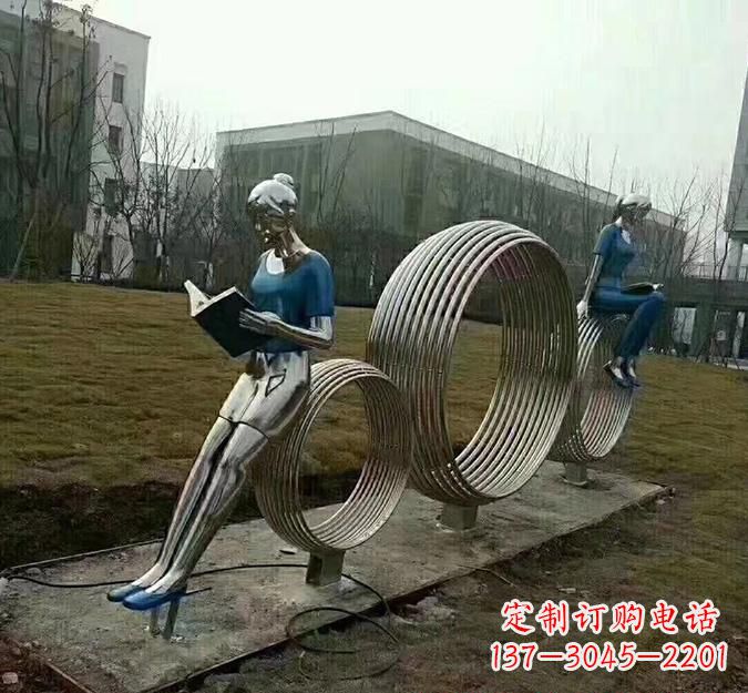 廊坊圆环读书人雕塑