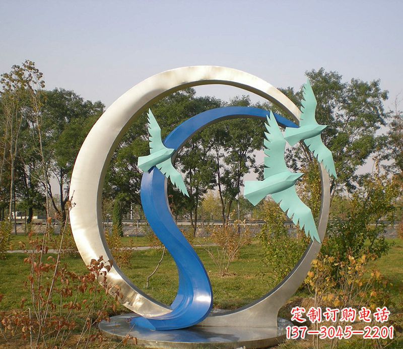 廊坊不锈钢圆环雕塑精致而优雅