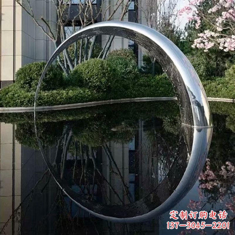 廊坊不锈钢月亮雕塑璀璨照亮夜空