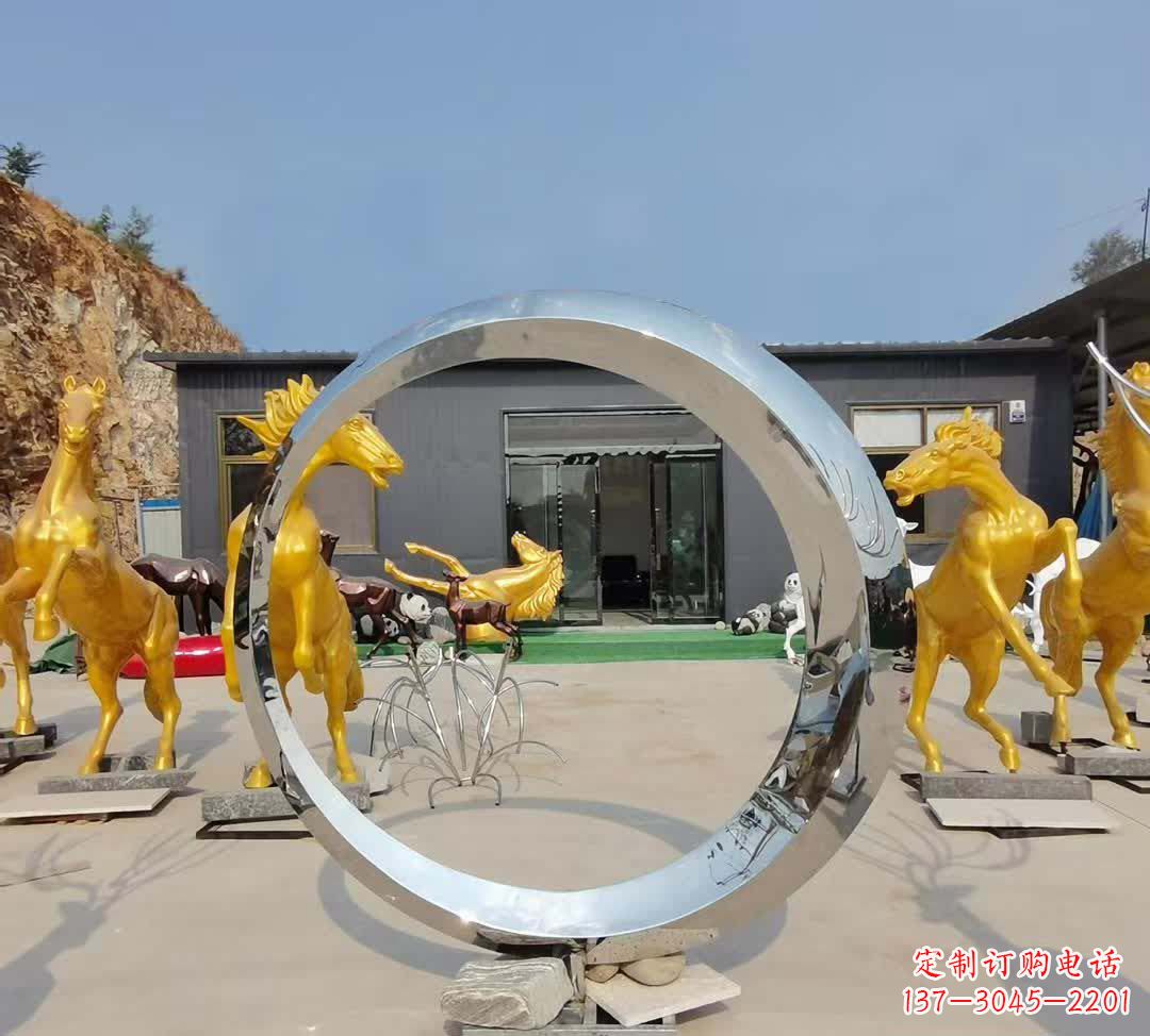 廊坊不锈钢圆环雕塑让景观更加精彩