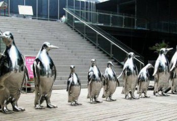廊坊企鹅雕塑——永恒的象征